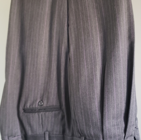 Jack Victor Lanza Suit - Picture 9 of 15